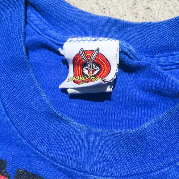 SOLD Vintage Looney Toons Show Me the End Zone Tee - Picture 2 of 3